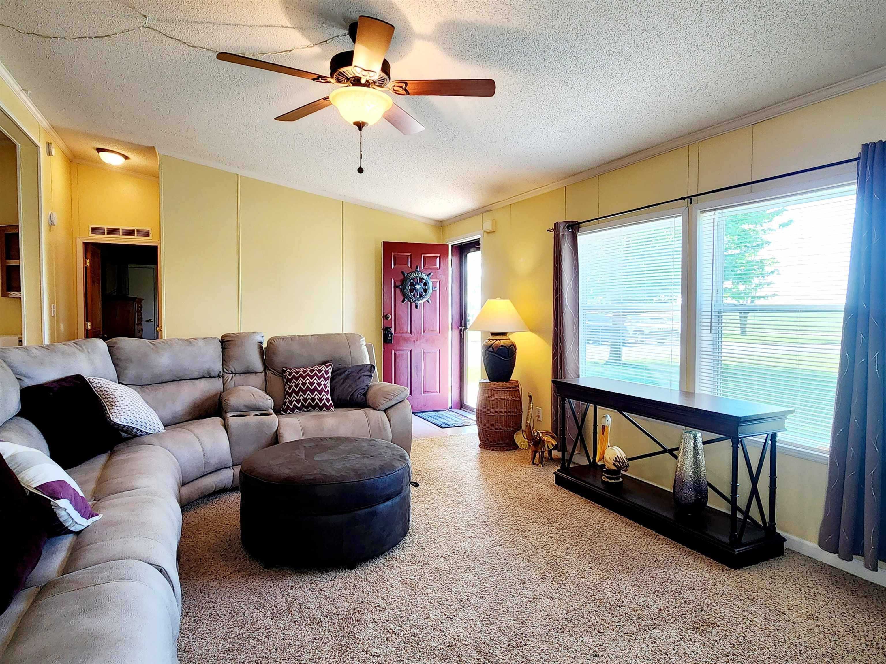 9132 West Yoder Road Yoder, IN 46798 - Photo 3 of 36