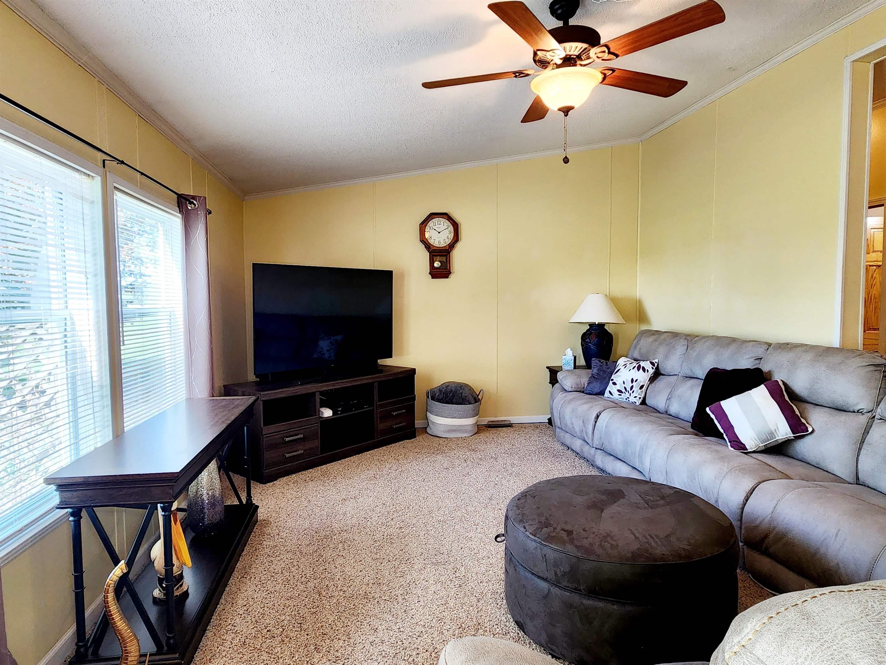 9132 West Yoder Road Yoder, IN 46798 - Photo 4 of 36
