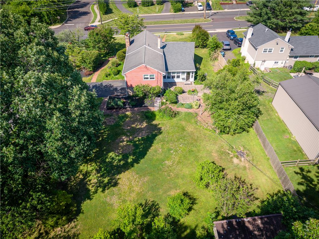 36 Schoolhouse Road Chalfont, PA 18914 - Photo 33 of 34
