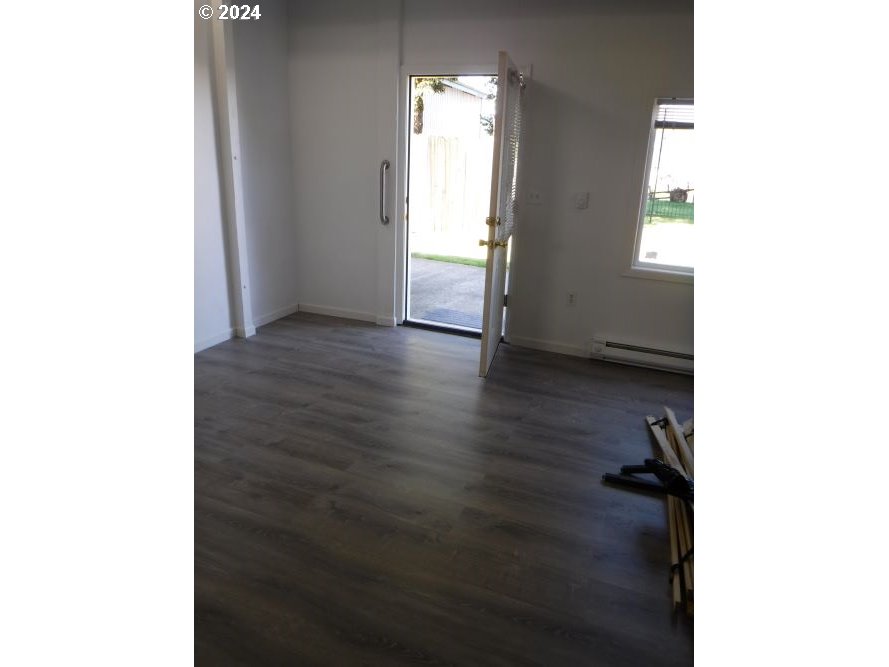 160 Spring Street Gardiner, OR 97441 - Photo 11 of 25