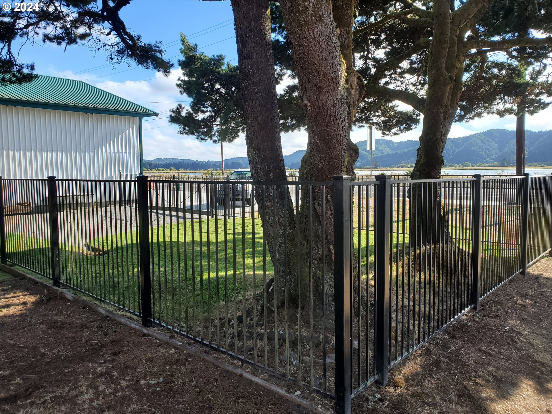 160 Spring Street Gardiner, OR 97441 - Photo 19 of 25