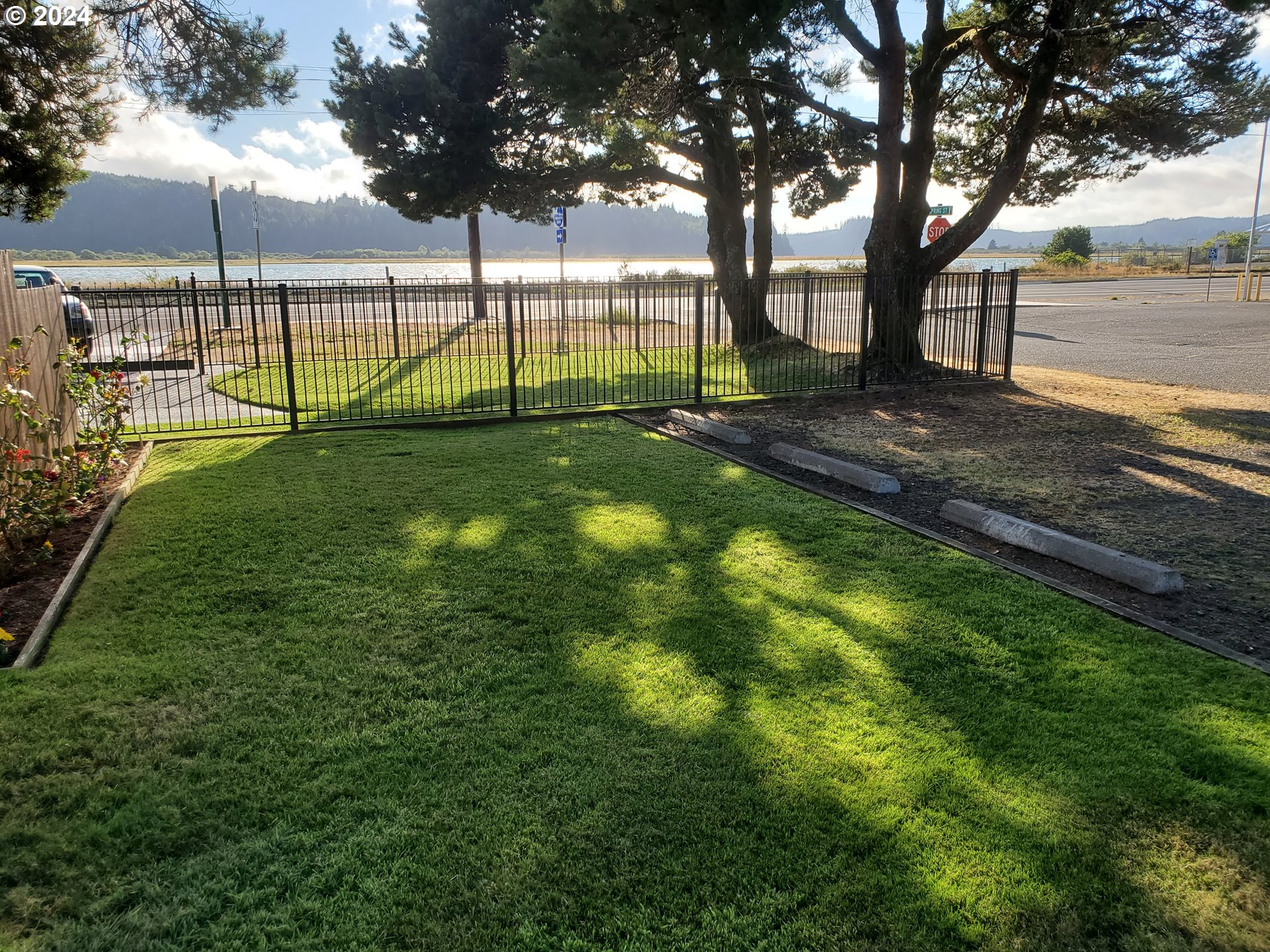 160 Spring Street Gardiner, OR 97441 - Photo 24 of 25