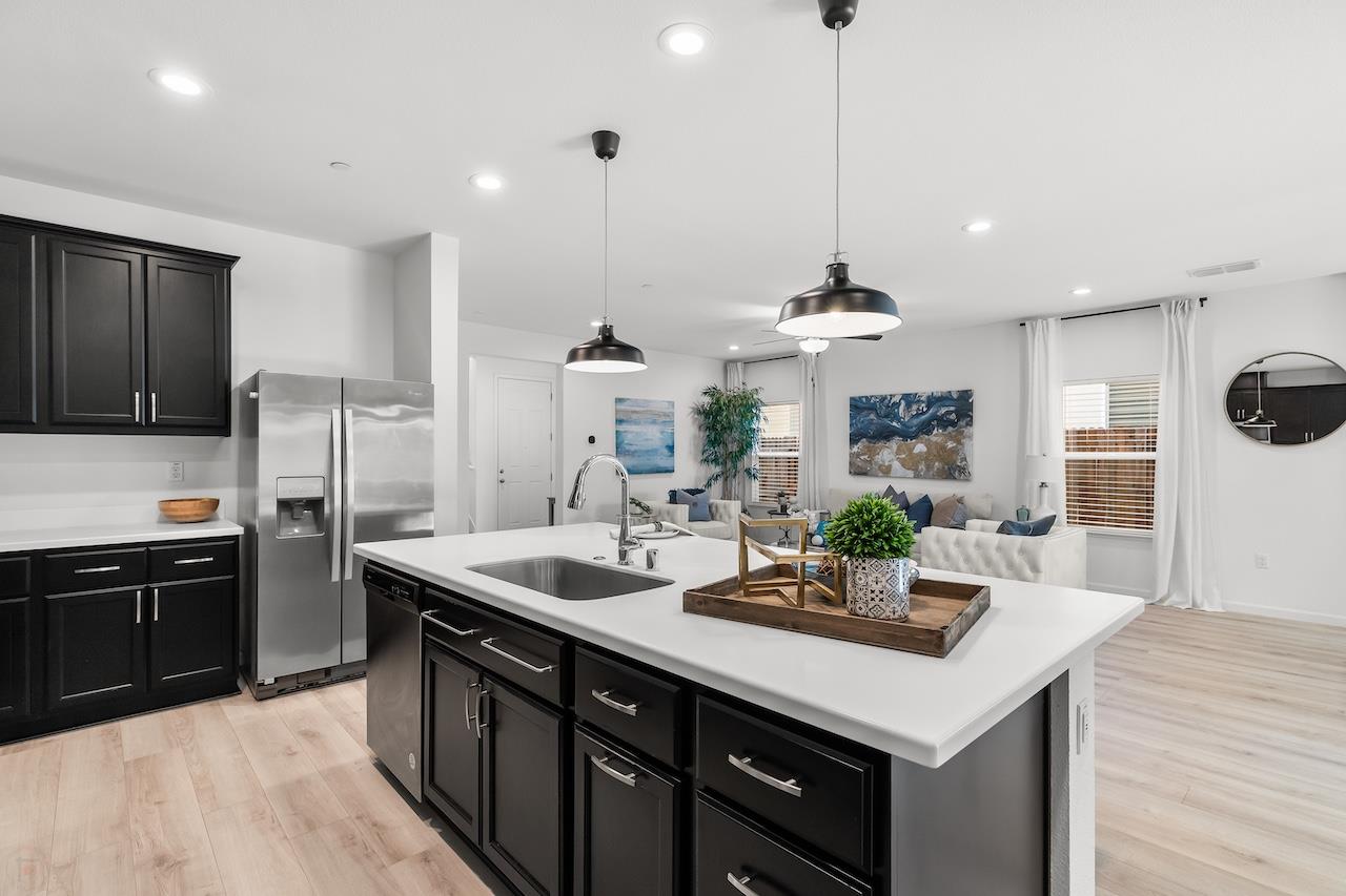 292 Postma Street Manteca, CA 95337 - Photo 18 of 56