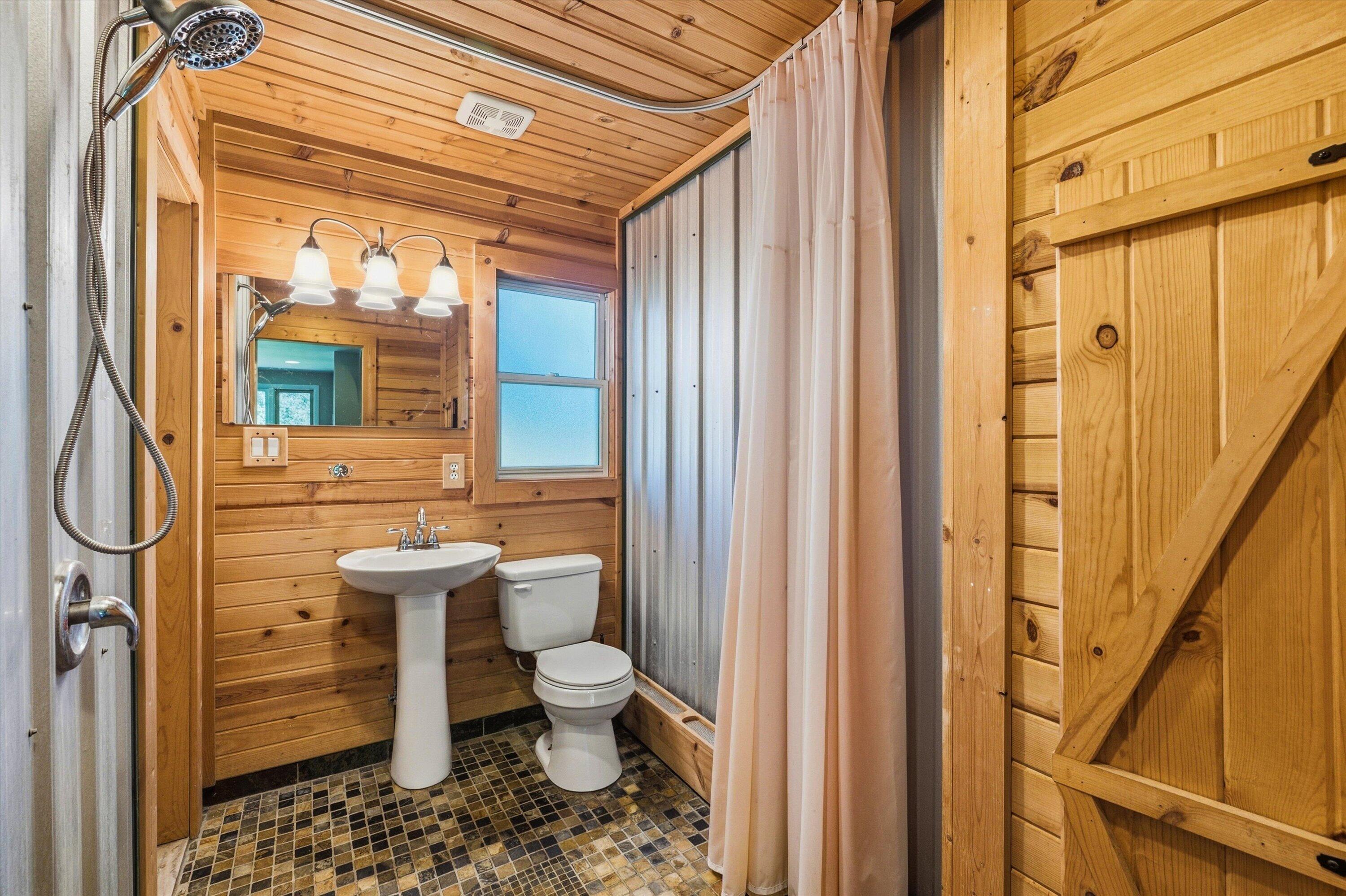 2785 Pearson Road Milford, MI 48380 - Photo 14 of 42 2785_Pearson_24