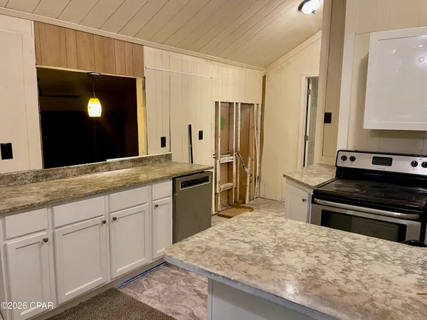 $164,900 | 1219 Thomas Drive, Unit 95, Panama City, FL 32408