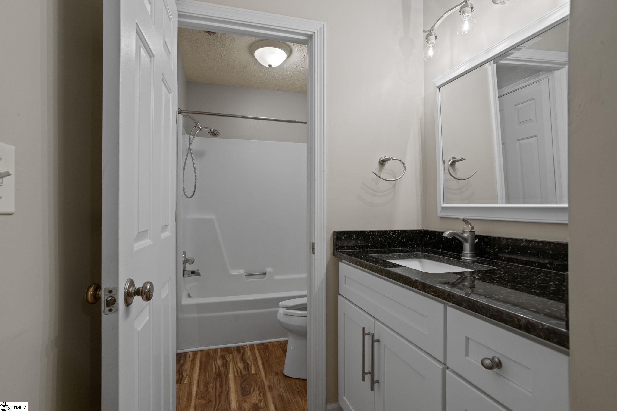 2001 Pelham Road, Unit 5 Greenville, SC 29615 - Photo 12 of 19 Gallery Image 12