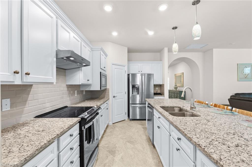 16577 Windsor Way Alva, FL 33920 - Photo 9 of 29