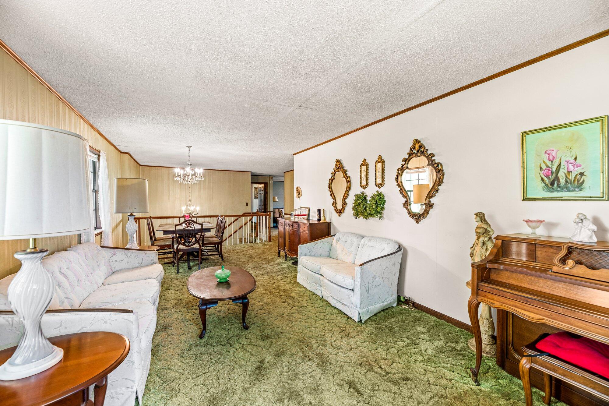 255 Sneed Road Decatur, TN 37322 - Photo 7 of 41 Living room