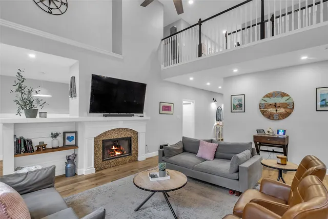 $4,700 | 211 Maple Path Place, The Woodlands, TX 77382