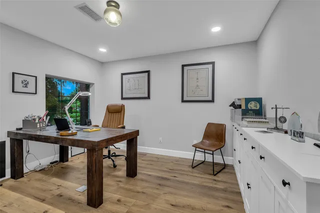 $4,700 | 211 Maple Path Place, The Woodlands, TX 77382