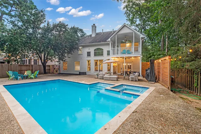 $4,700 | 211 Maple Path Place, The Woodlands, TX 77382