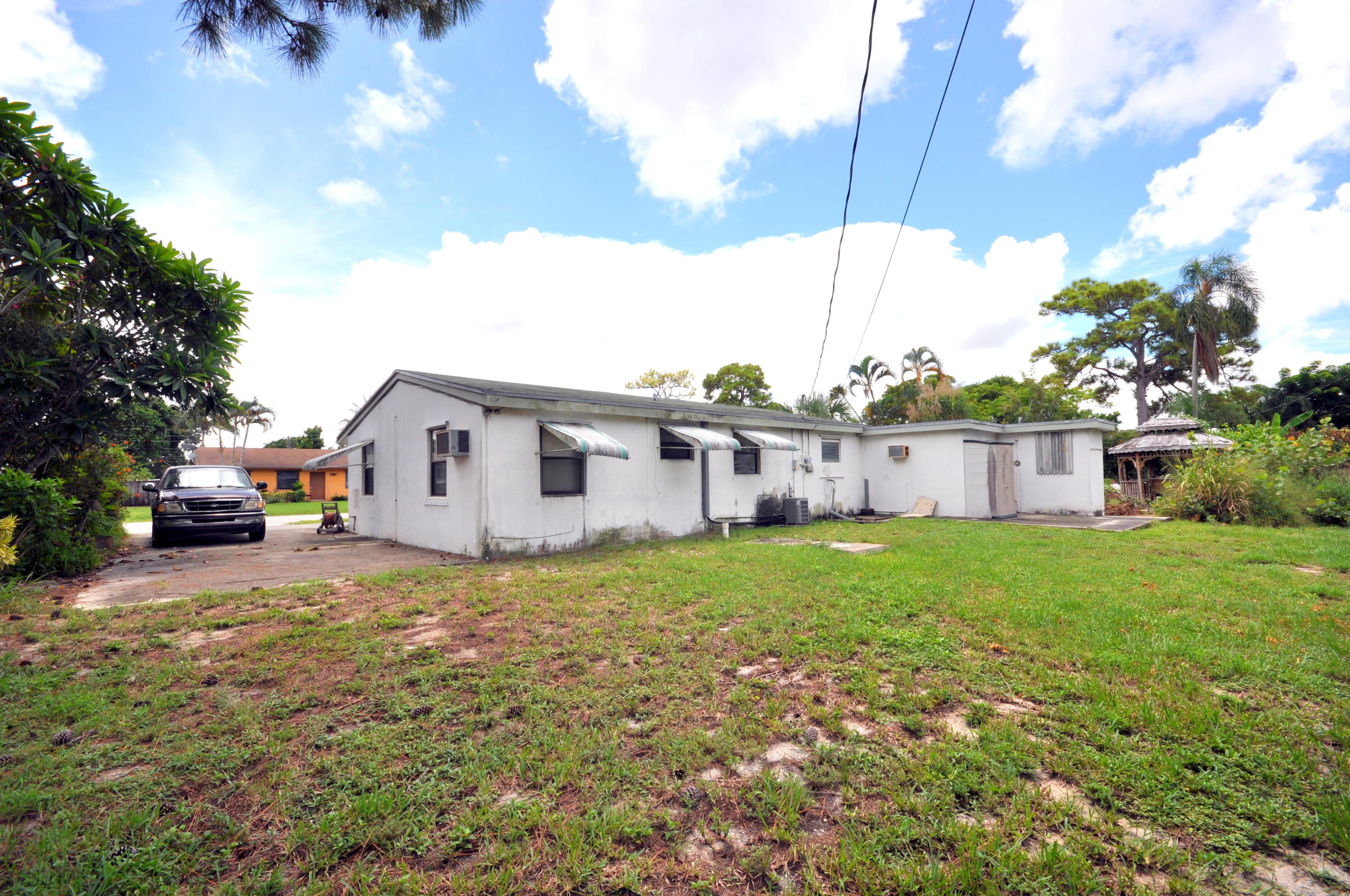 4929 Canton Road Lake Worth, FL 33463 - Photo 15 of 16 Back Exterior (2)
