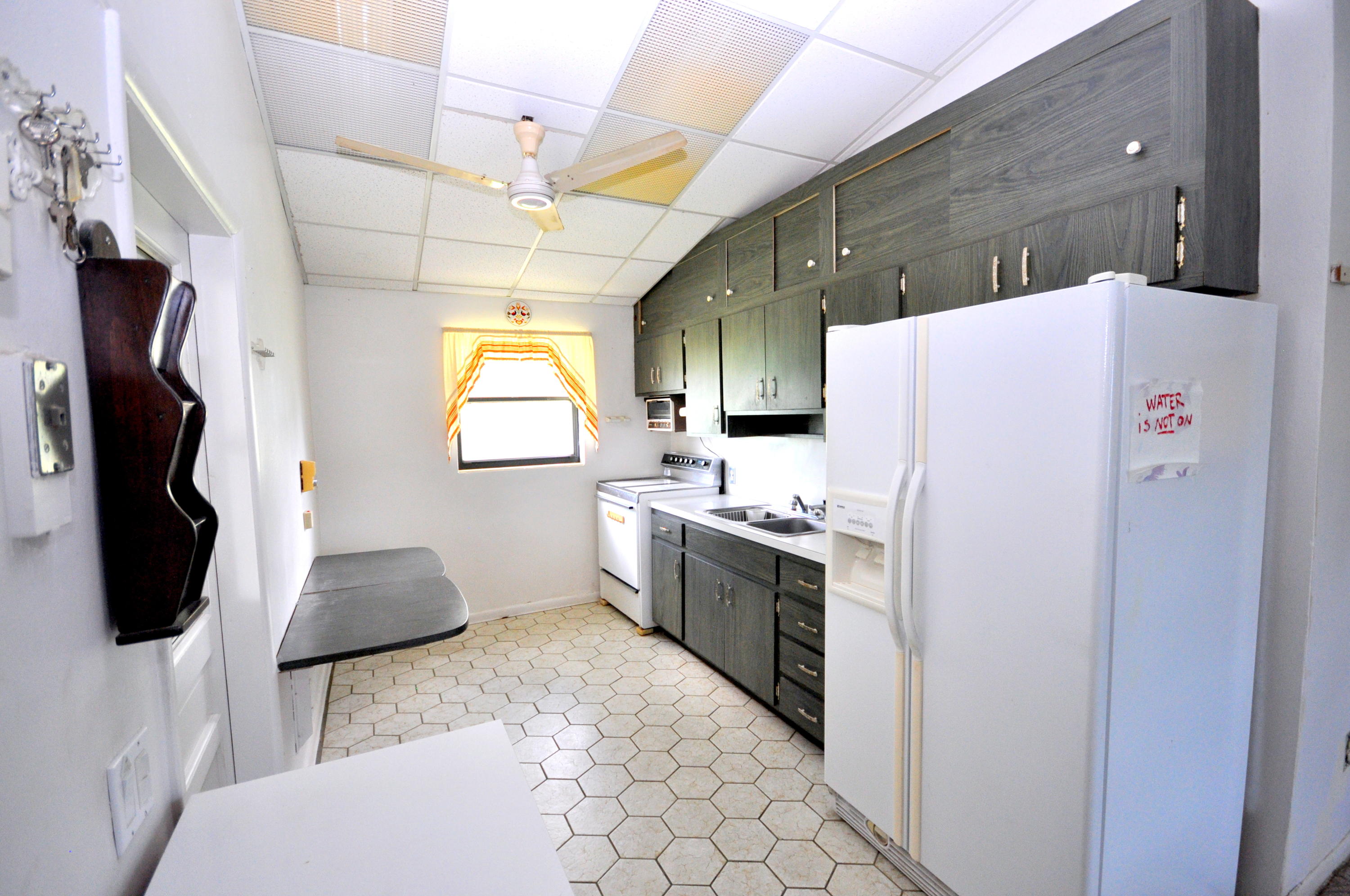 Kitchen (1)