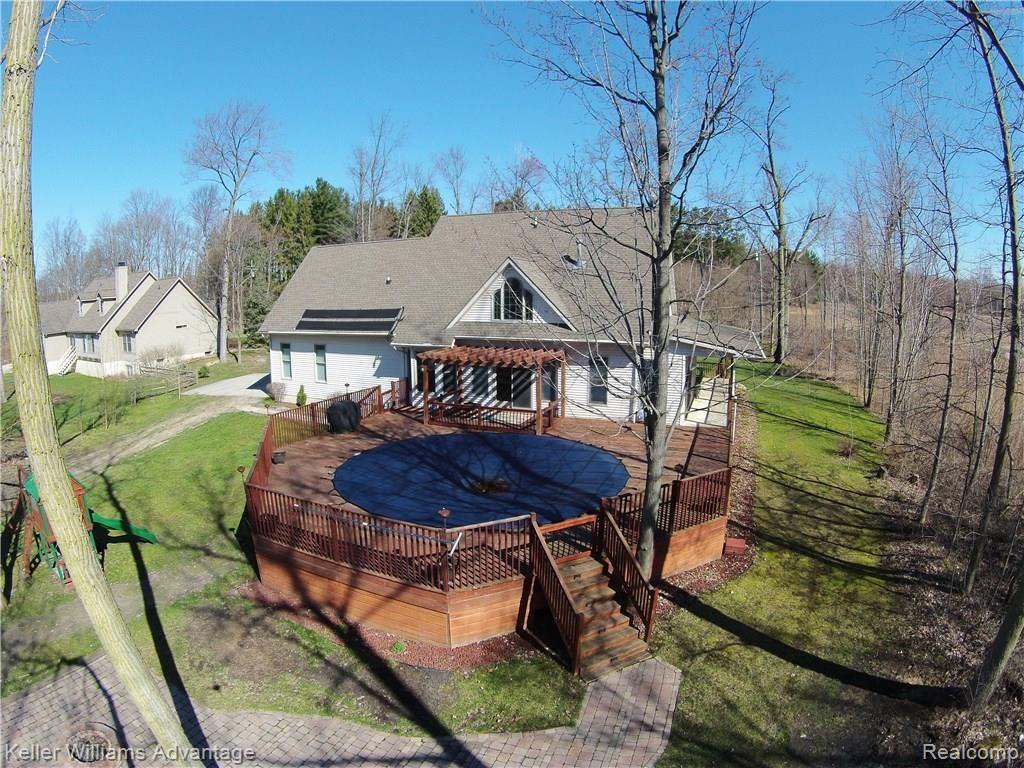 390 Fessner Road Carleton, MI 48117 - Photo 3 of 70 390 Fessner19.JPG