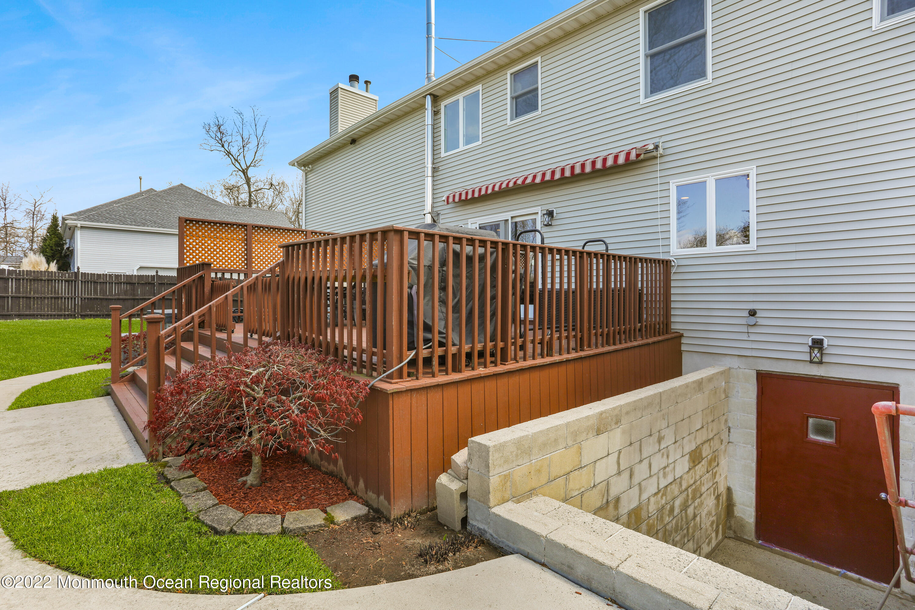 2606 Woolley Road Wall, NJ 07719 - Photo 29 of 47 a view of balcony with a potted plants