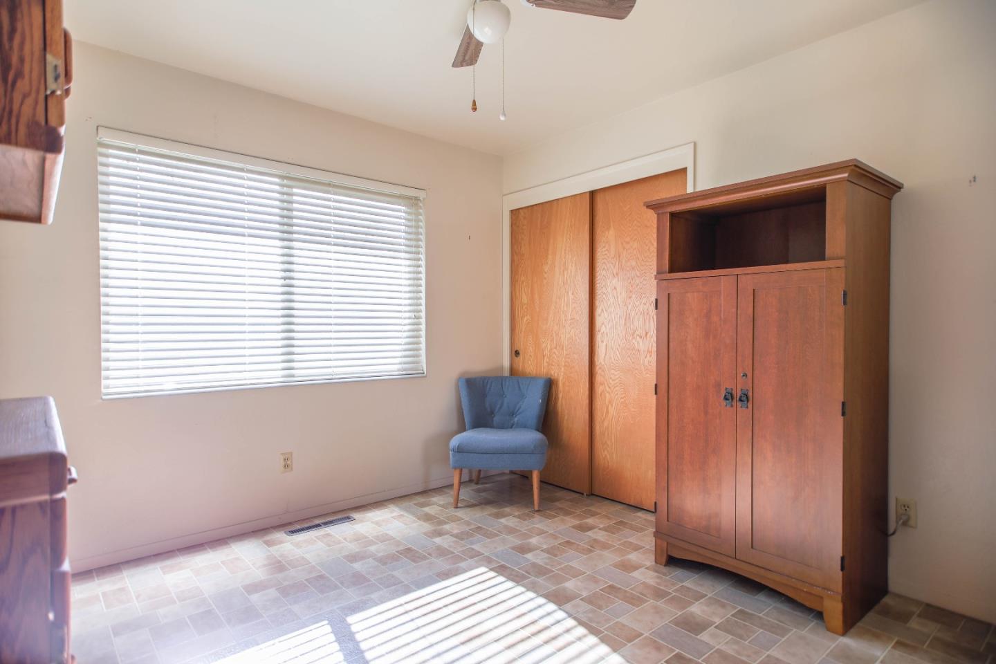 1660 Valley View Road Hollister, CA 95023 - Photo 18 of 31 Gallery Image 18