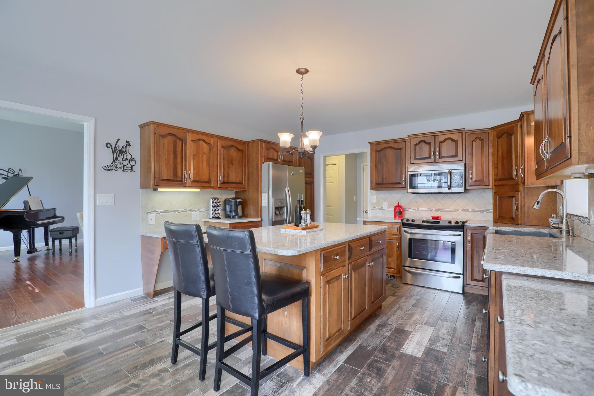 122 Church Road Lititz, PA 17543 - Photo 17 of 44 Eat-in-Kitchen