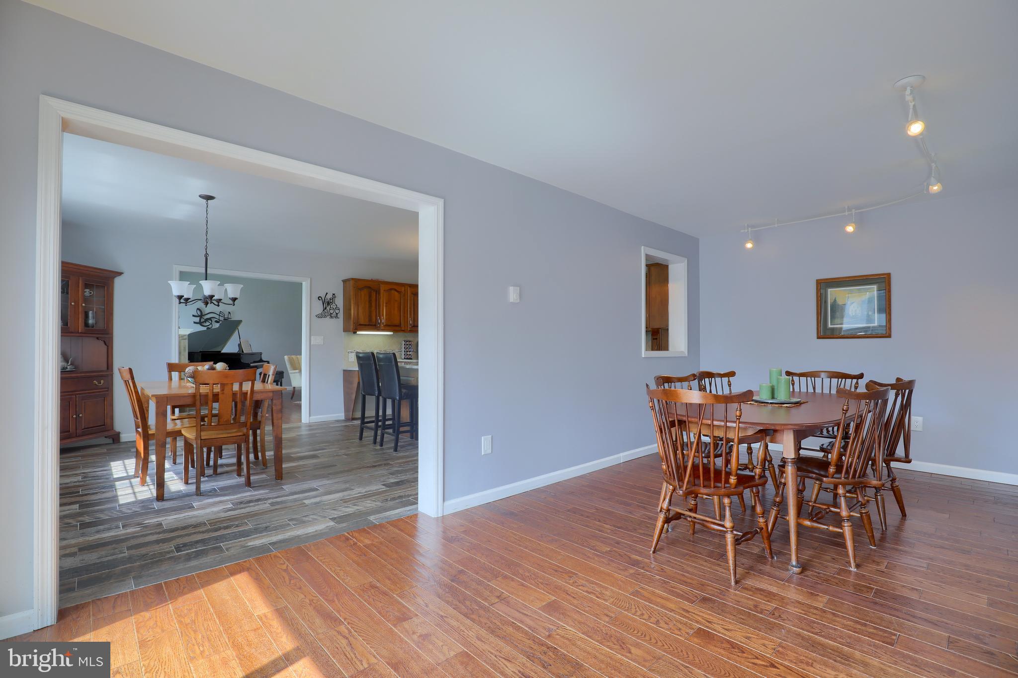 122 Church Road Lititz, PA 17543 - Photo 22 of 44 Dining Room