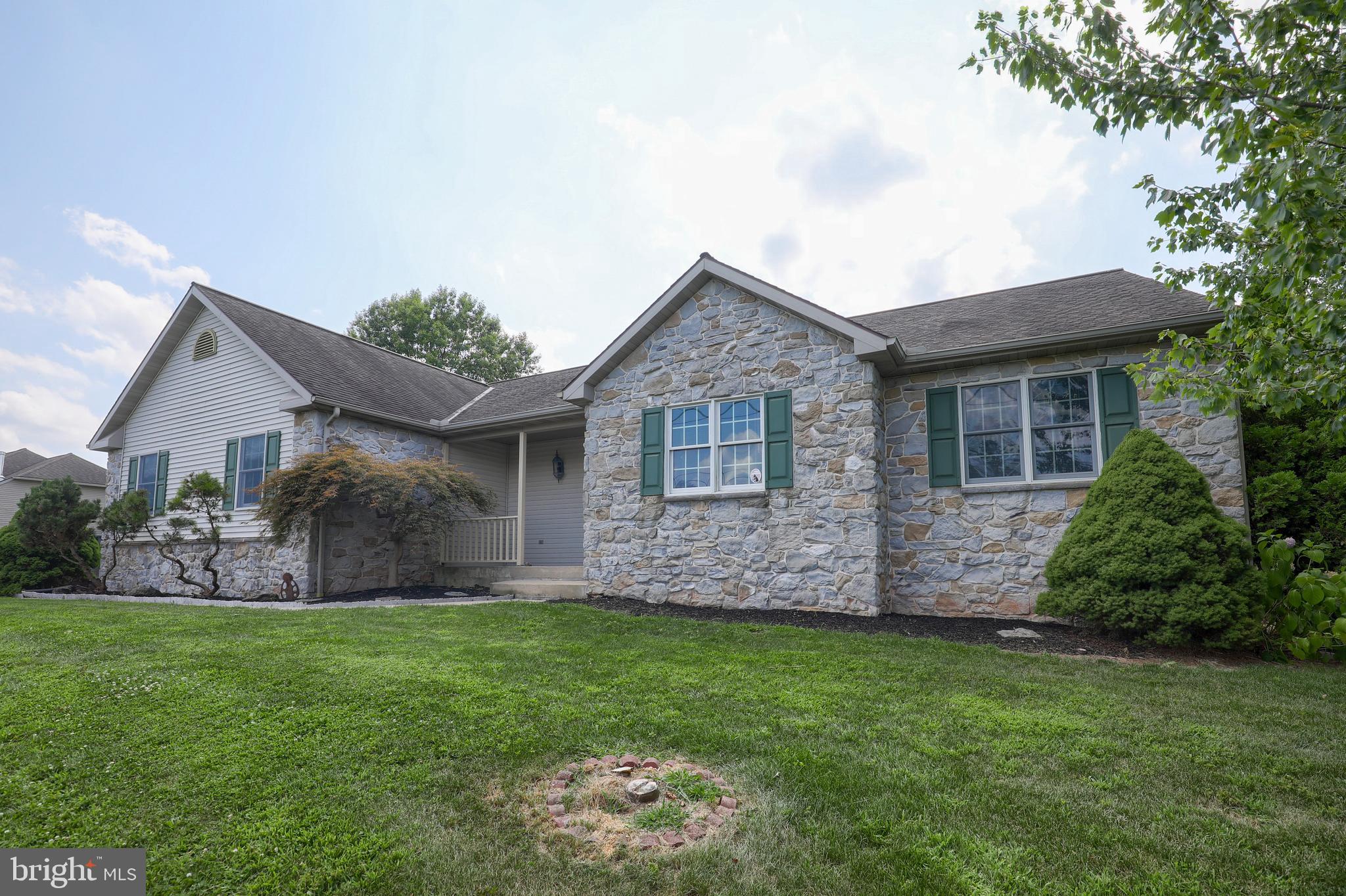 122 Church Road Lititz, PA 17543 - Photo 38 of 44 Front View