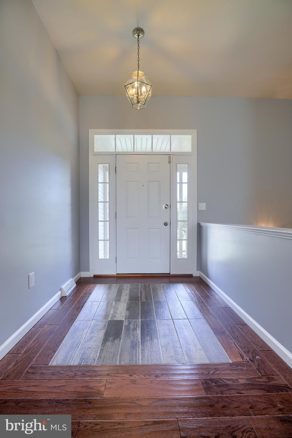 122 Church Road Lititz, PA 17543 - Photo 7 of 44 Entrance Foyer