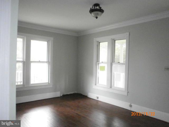 12526 Fingerboard Road Monrovia, MD 21770 - Photo 6 of 23 Living Room