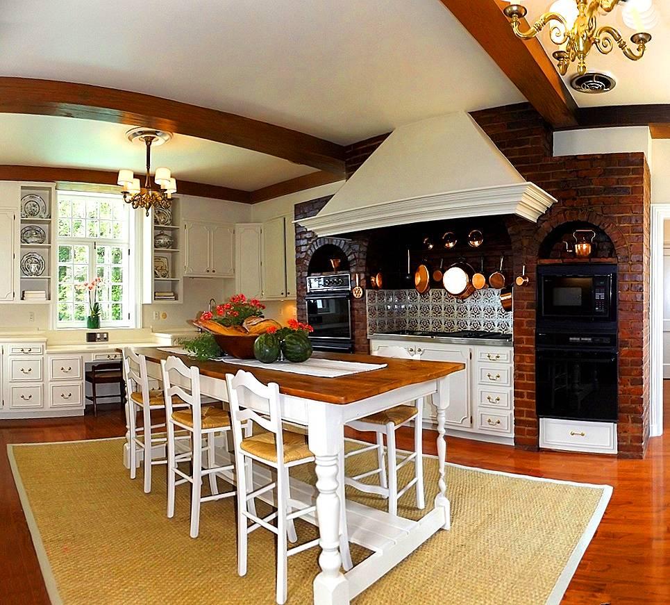 32 Apollo Road Lookout Mountain, GA 30750 - Photo 17 of 62 French Country Kitchen