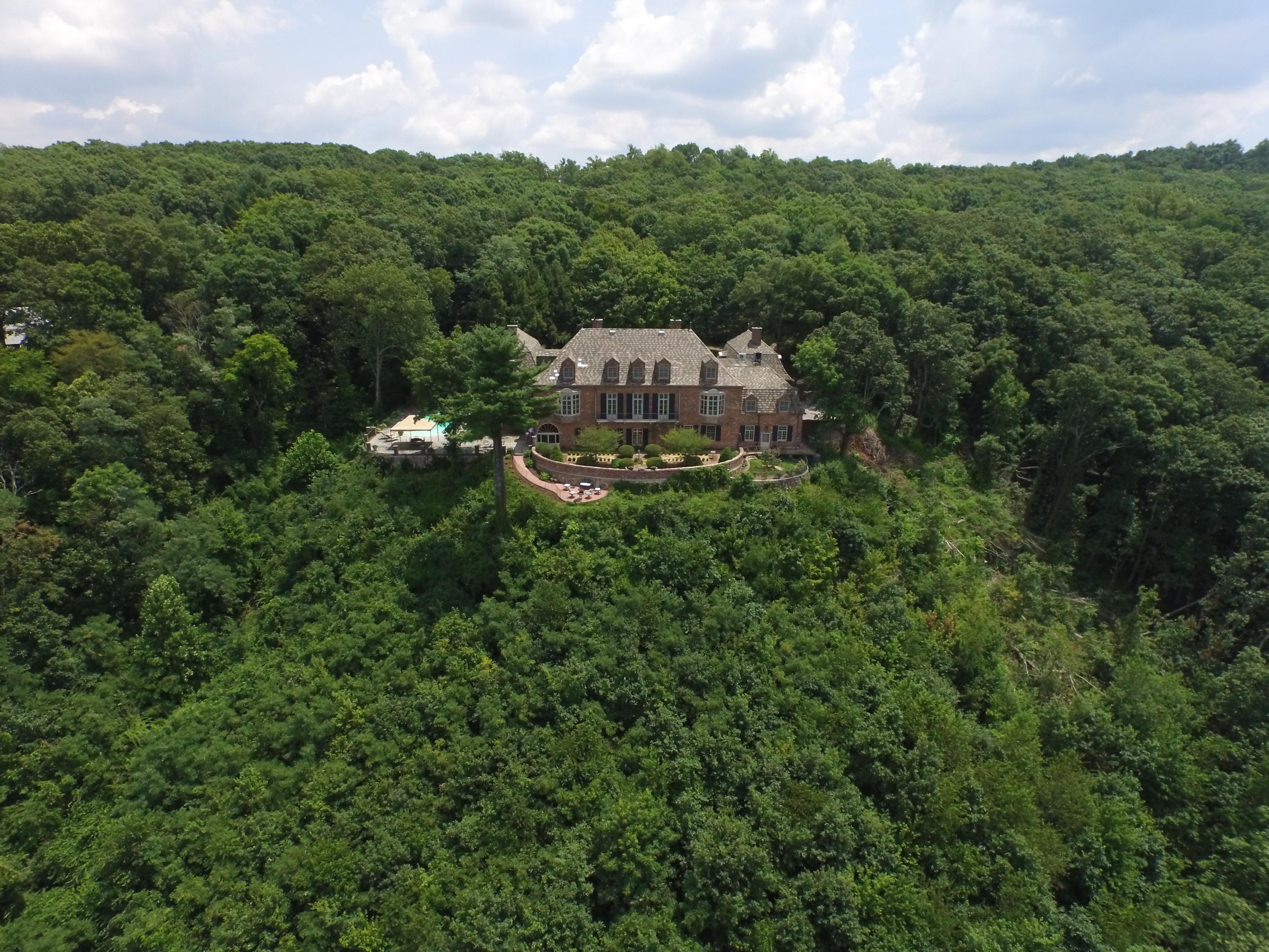 32 Apollo Road Lookout Mountain, GA 30750 - Photo 5 of 62 Bluff Back View