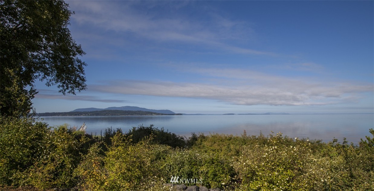 3383 Robertson Road Bellingham, WA 98226 - Photo 3 of 24 Gallery Image 3
