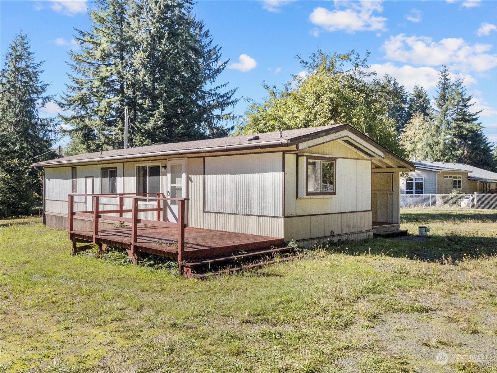 1020 Ocean Beach Road Hoquiam, WA 98550 - Photo 4 of 37 Gallery Image 4