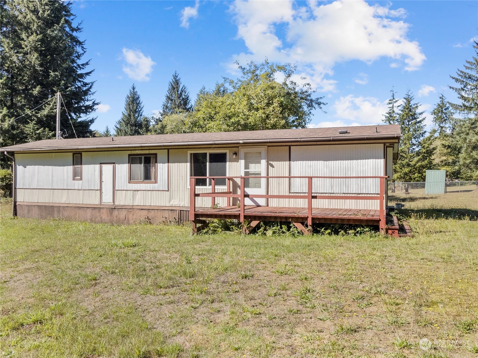 1020 Ocean Beach Road Hoquiam, WA 98550 - Photo 5 of 37 Gallery Image 5