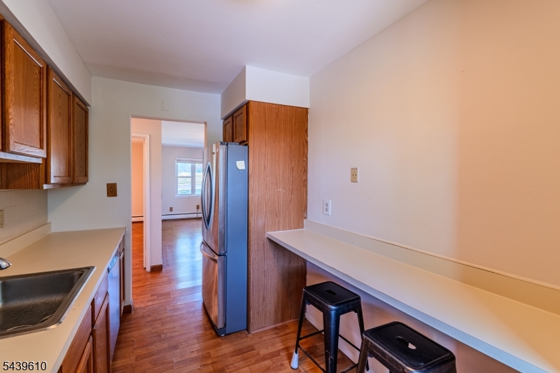 93 Fox Road Edison, NJ 08817 - Photo 13 of 27