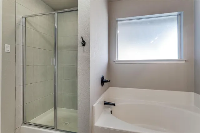 $279,000 | 941 La Sierra Drive, Crowley, TX 76036