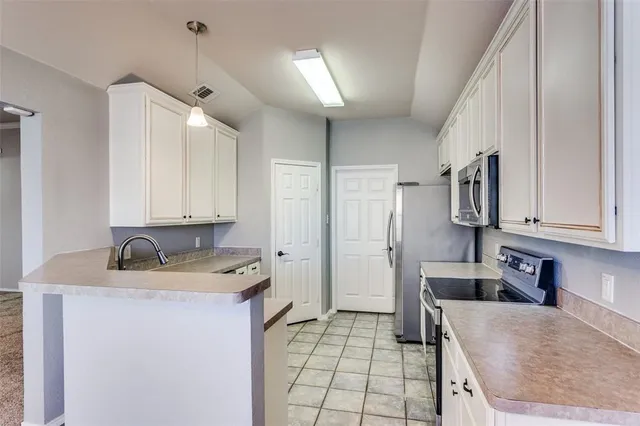 $279,000 | 941 La Sierra Drive, Crowley, TX 76036