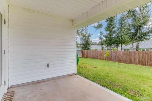 $1,950 | 4423 White Cedar Court, Pace, FL 32571