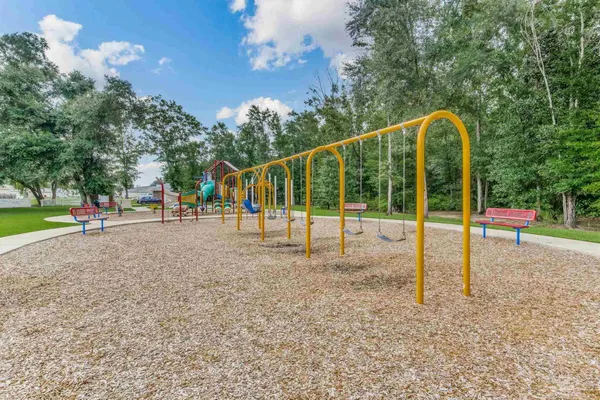 $1,950 | 4423 White Cedar Court, Pace, FL 32571