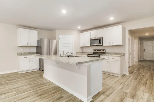 $1,950 | 4423 White Cedar Court, Pace, FL 32571