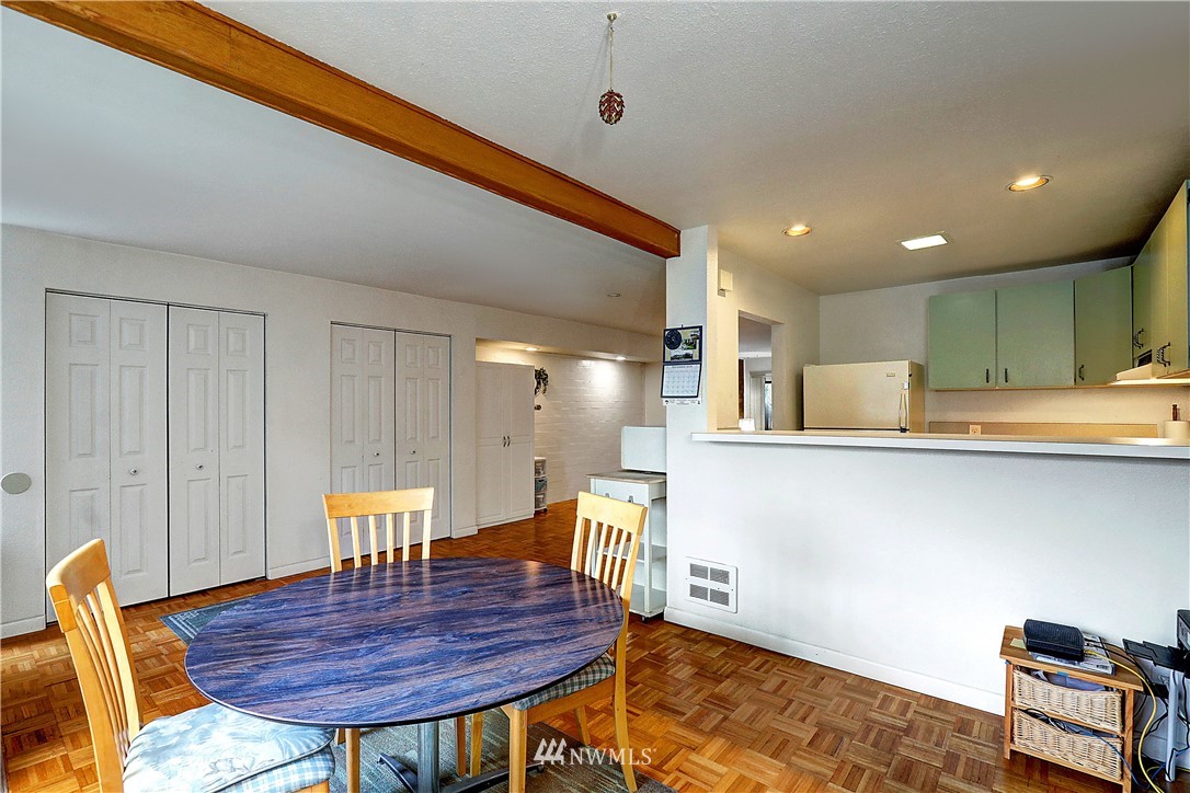 4404 Terrace Drive, Unit 3 Everett, WA 98203 - Photo 15 of 18 a dining room with furniture and window