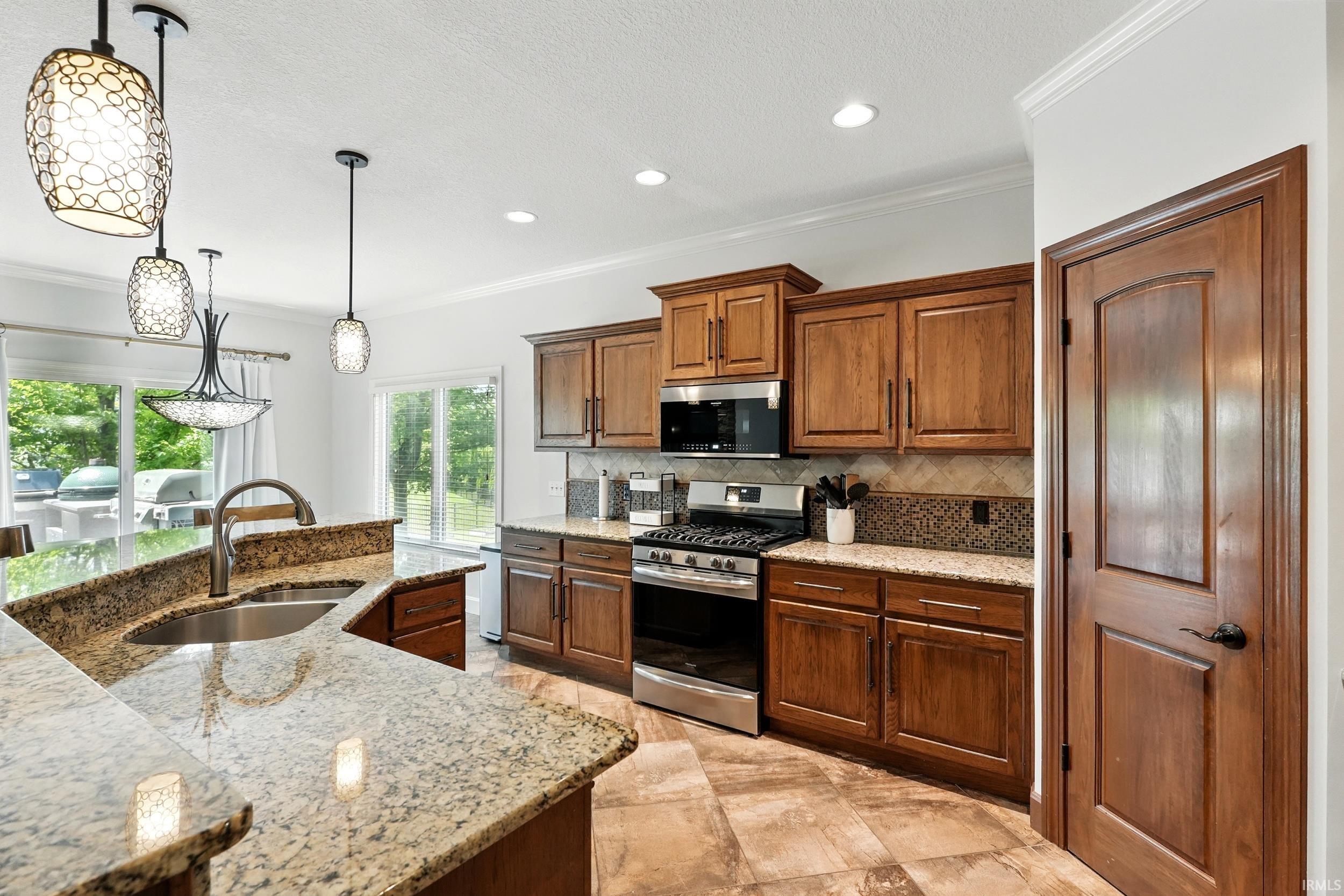 16265 Gemma Pass Huntertown, IN 46748 - Photo 14 of 36