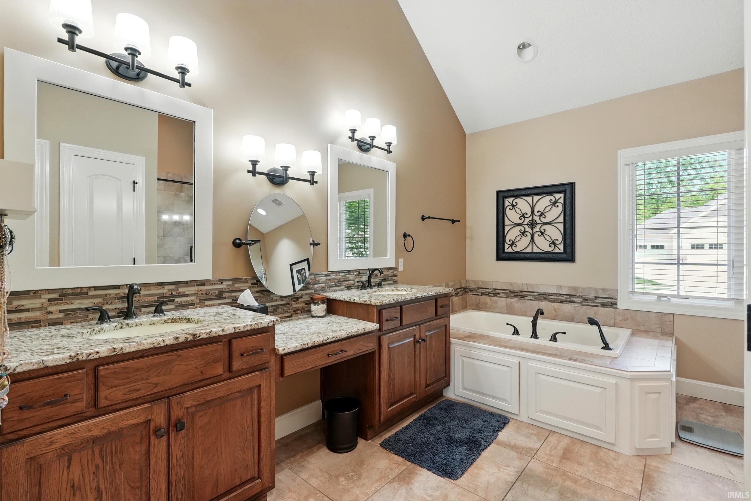 16265 Gemma Pass Huntertown, IN 46748 - Photo 22 of 36