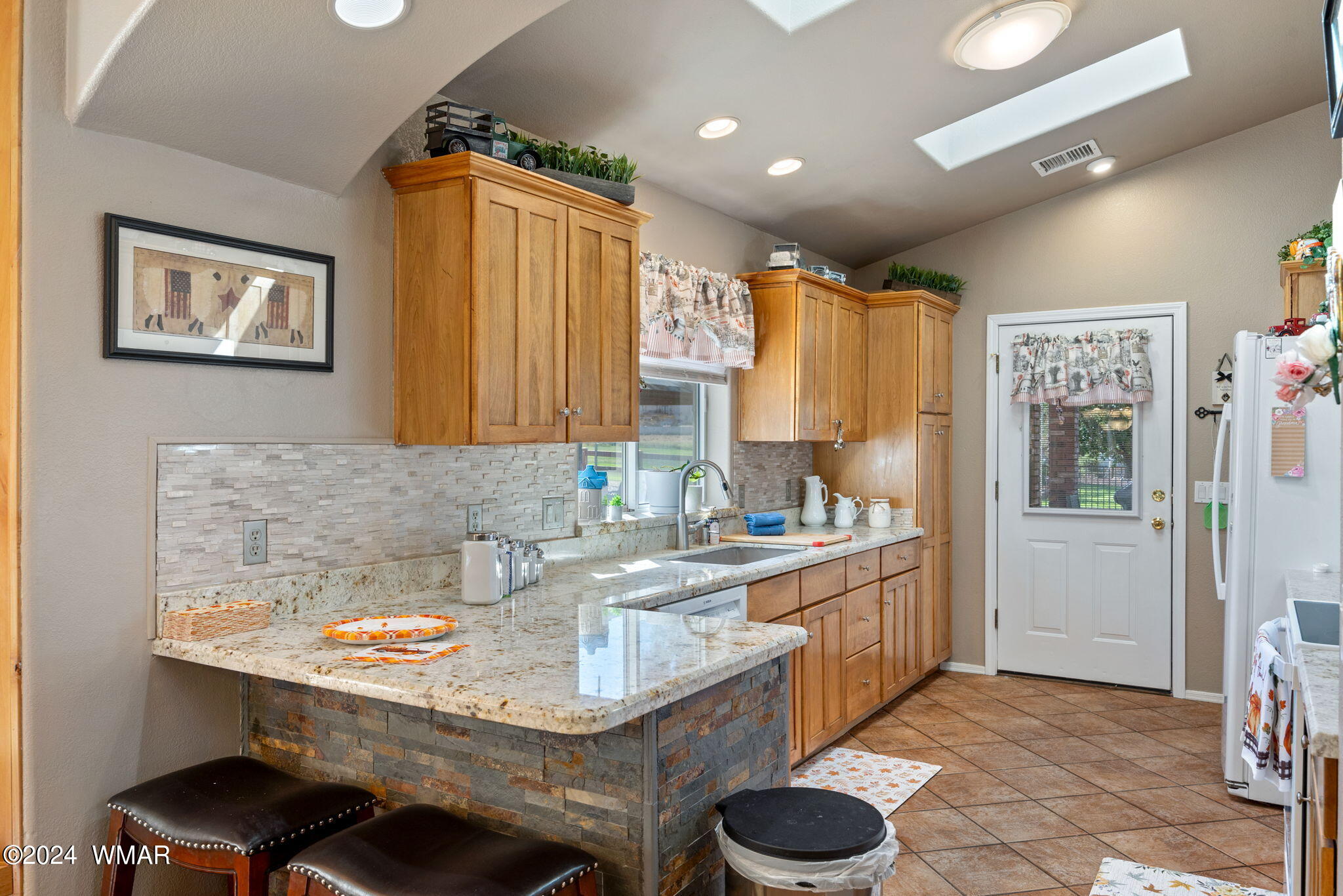 2295 Ridge Road Snowflake, AZ 85937 - Photo 11 of 41 Kitchen