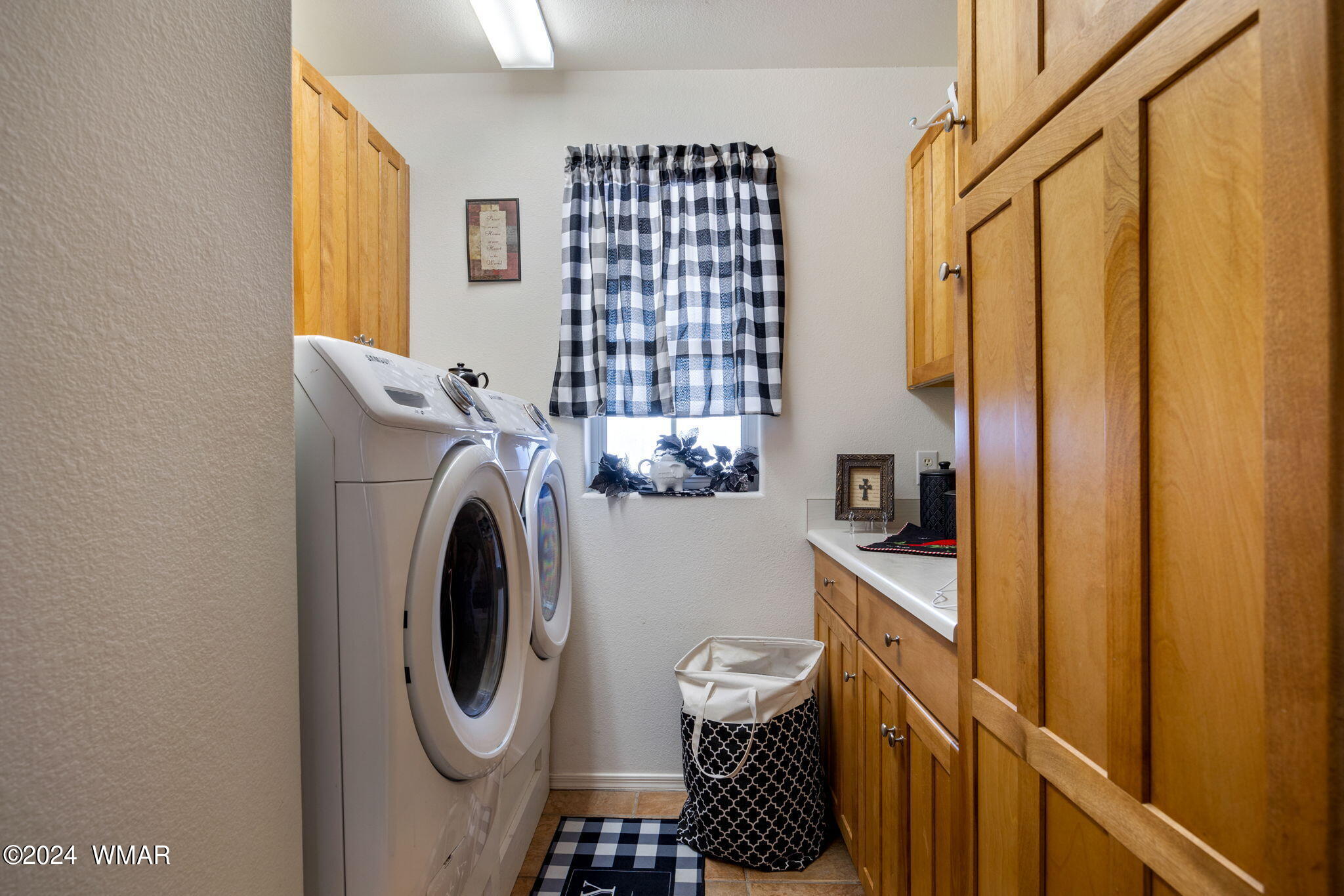 2295 Ridge Road Snowflake, AZ 85937 - Photo 27 of 41 Laundry Room