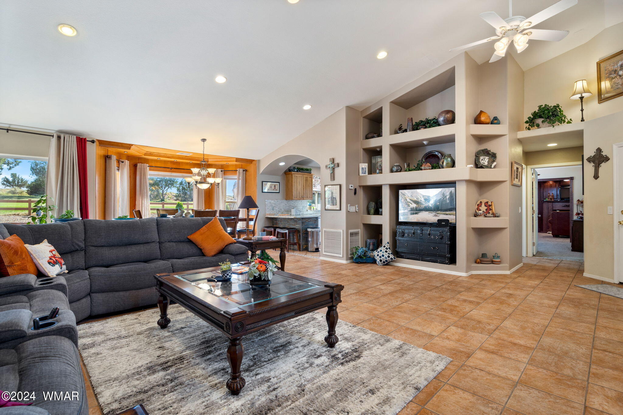 2295 Ridge Road Snowflake, AZ 85937 - Photo 7 of 41 Great room