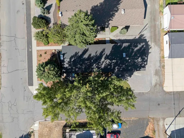 $389,900 | 1825 East Glass Avenue, Spokane, WA 99207