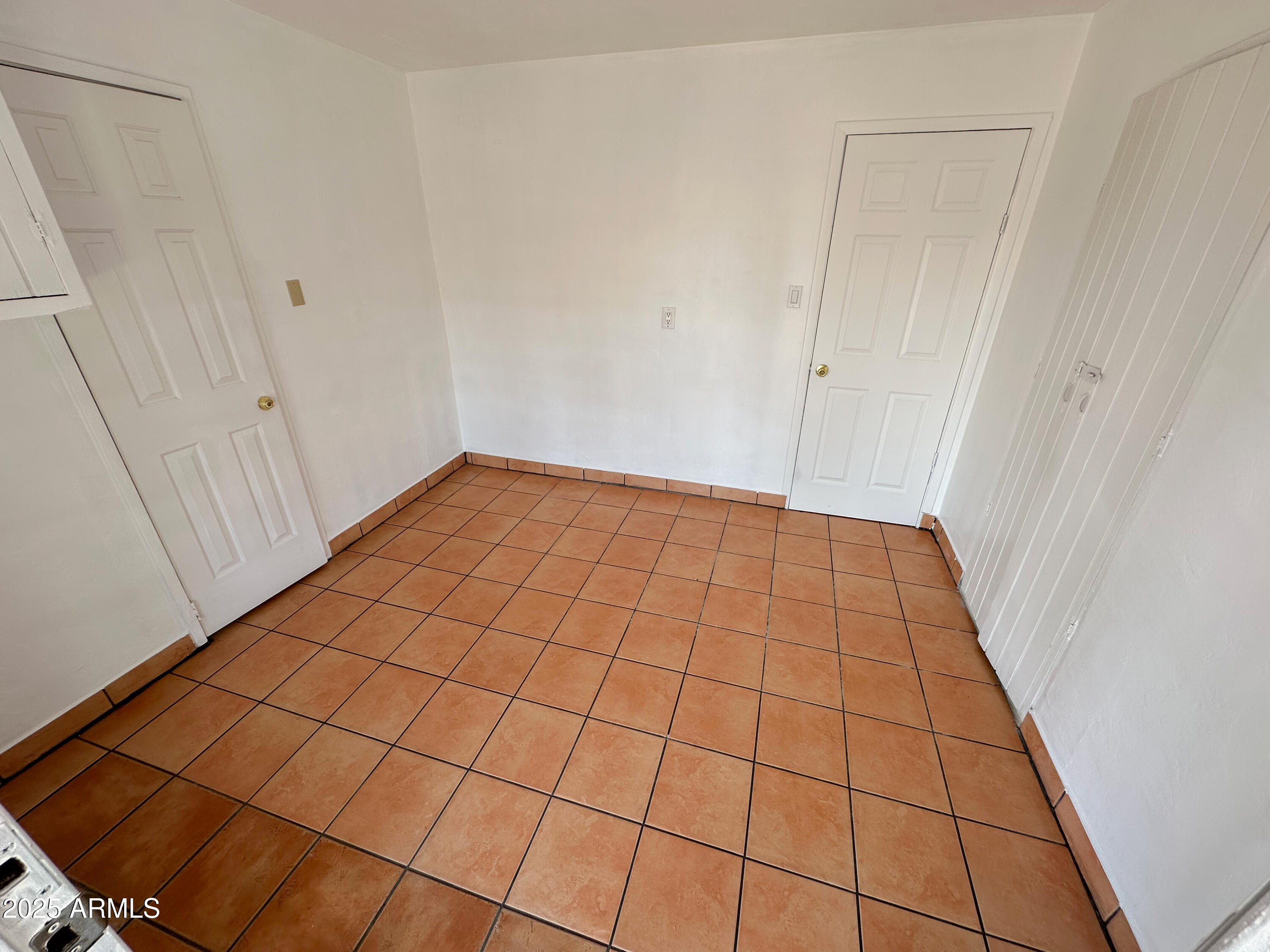 2928 North 37th Avenue Phoenix, AZ 85019 - Photo 10 of 13 a view of an empty room