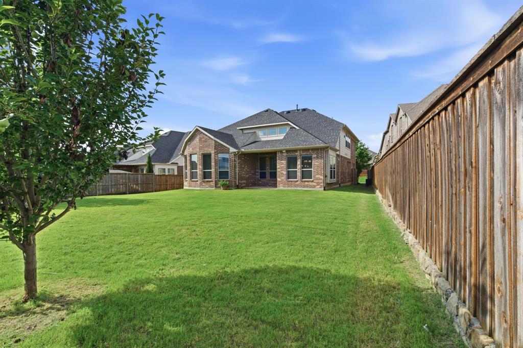 7452 Reverchon Drive Irving, TX 75063 - Photo 34 of 40