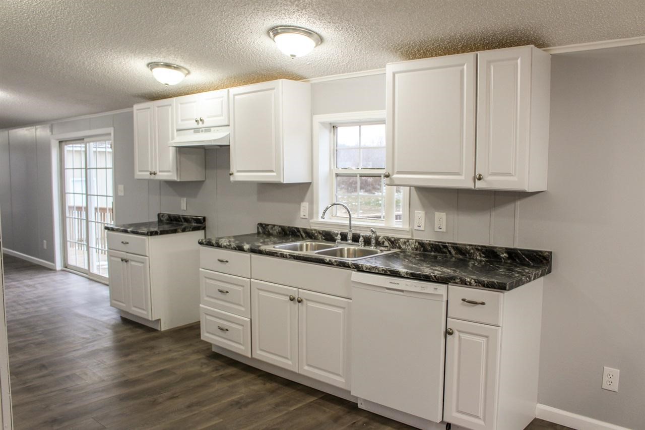 8327 North Center Road Mount Morris, MI 48458 - Photo 9 of 31