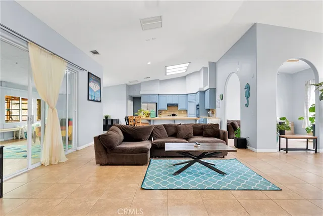 $629,000 | 1679 Desert Front Road, Wrightwood, CA 92397