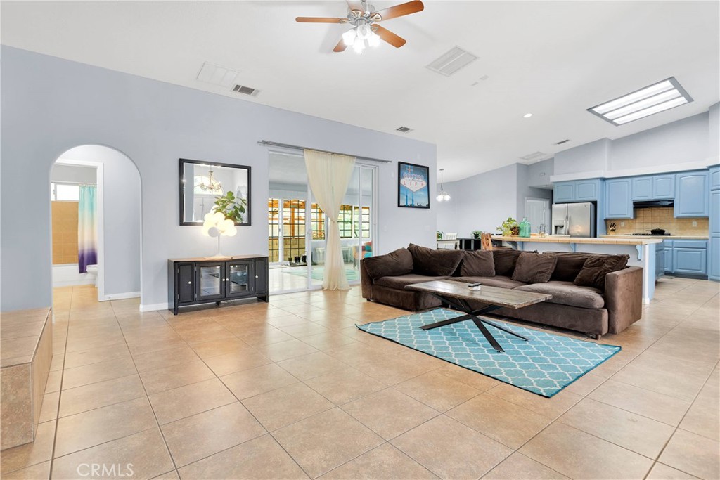 1679 Desert Front Road Wrightwood, CA 92397 - Photo 13 of 61