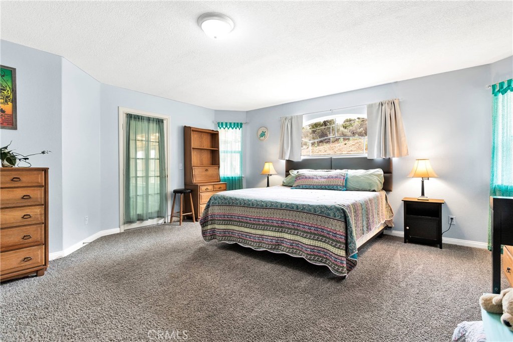 1679 Desert Front Road Wrightwood, CA 92397 - Photo 24 of 61