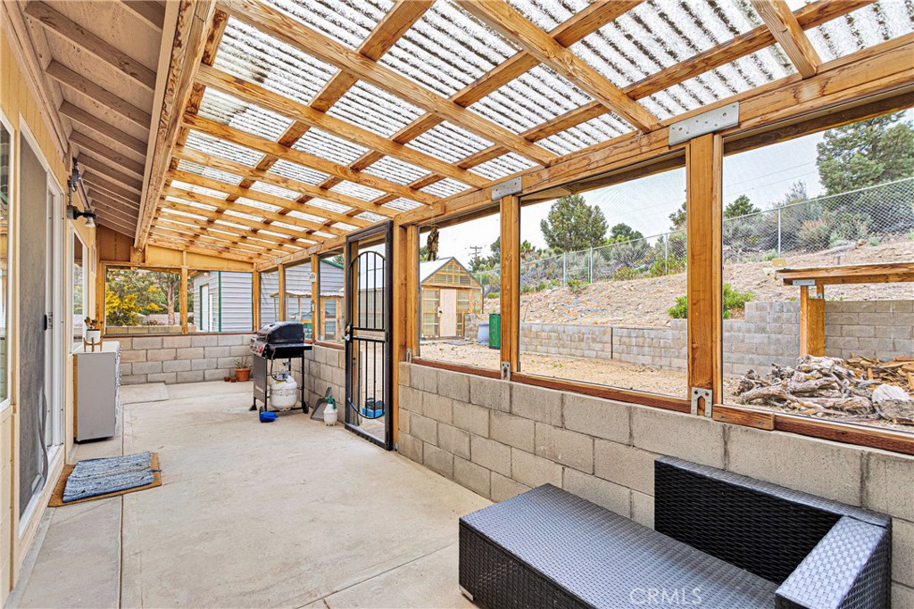 1679 Desert Front Road Wrightwood, CA 92397 - Photo 42 of 61